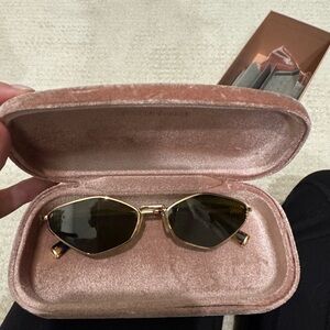 Miu miu 56zs/ Regard sunglasses in gold/ dark brown